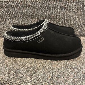 UGG Black Tasman II Slip-On Suede Shoes Size 9 NWOB